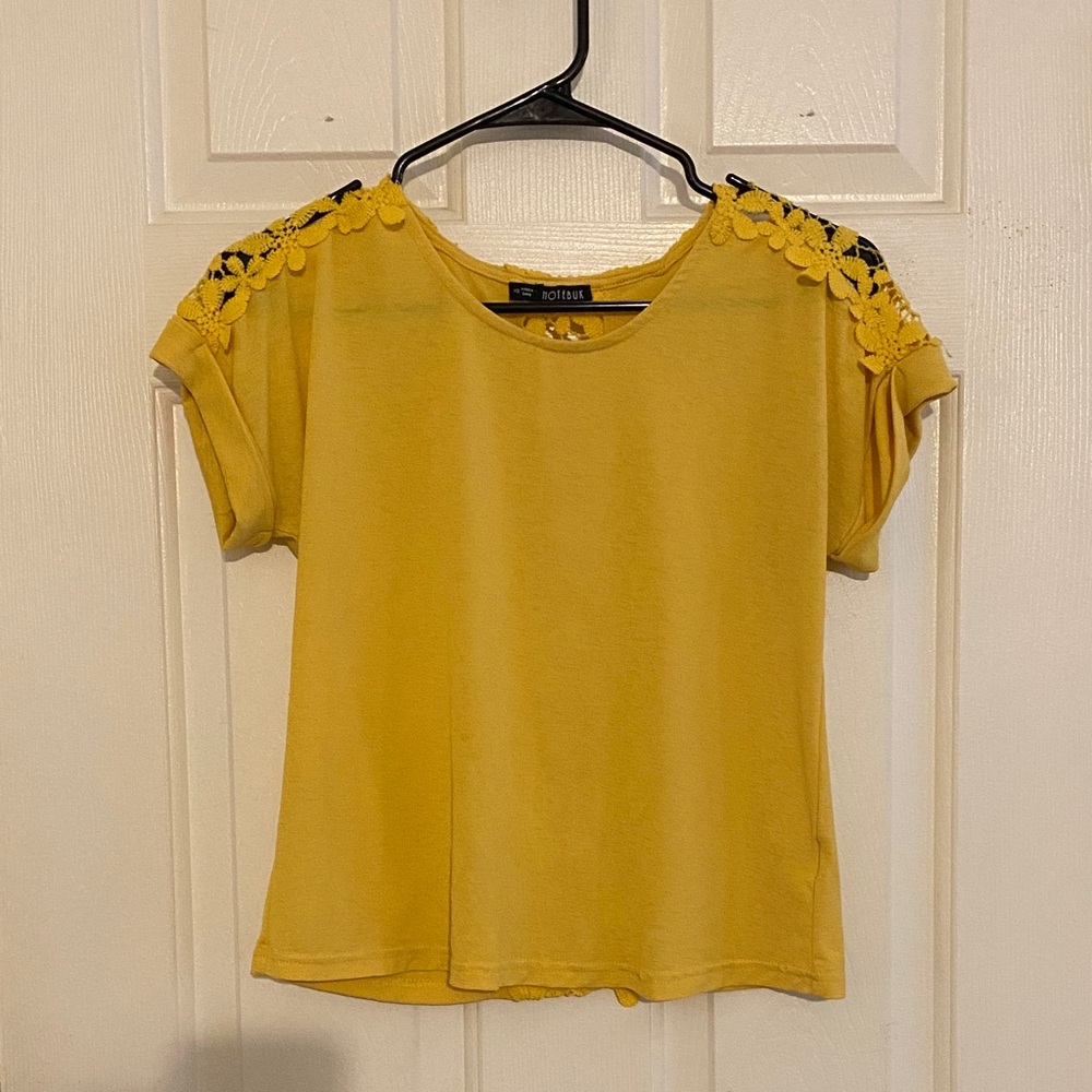 Yellow Short Sleeve Top with Floral Lace